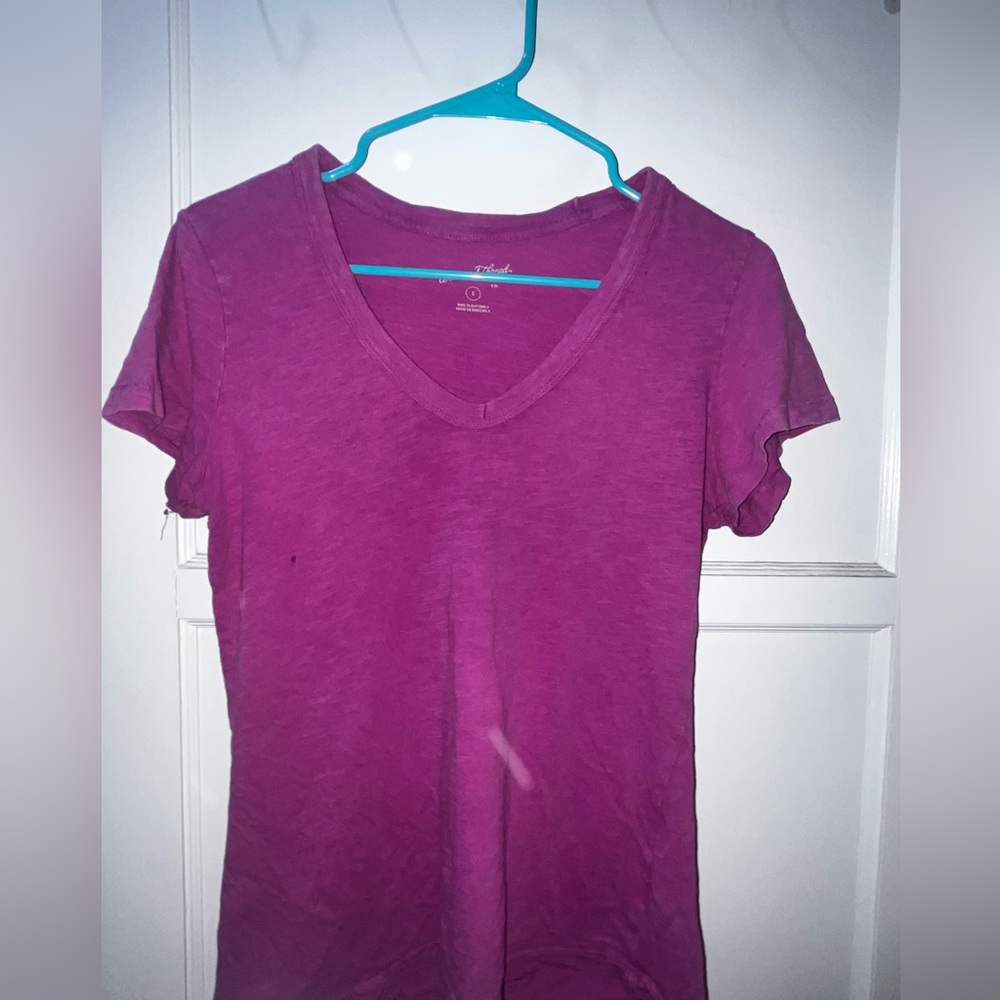 Universal Thread Pink and Purple Fitted Short Sleeve T-Shirt